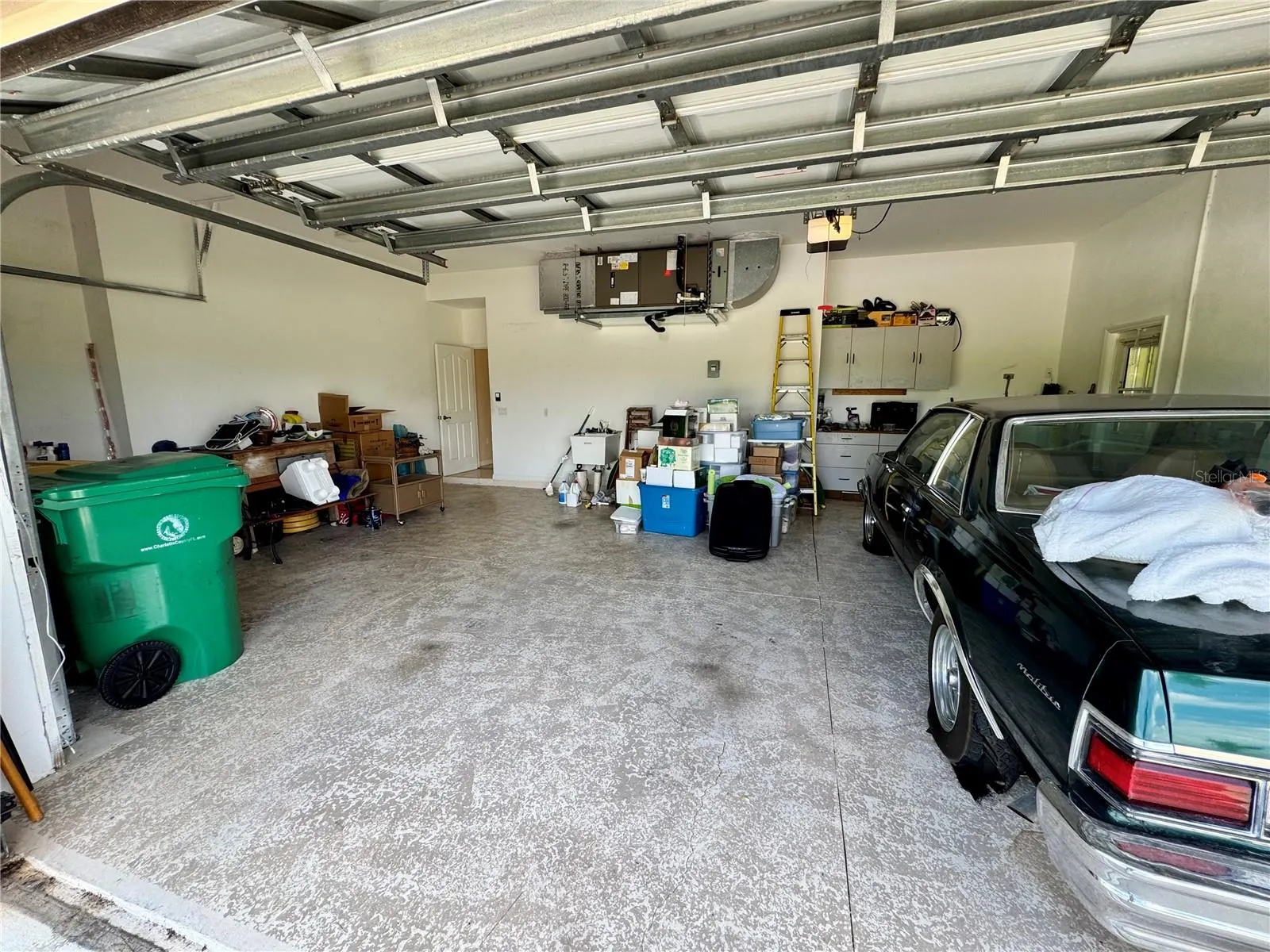 9516 MIAMI CIR