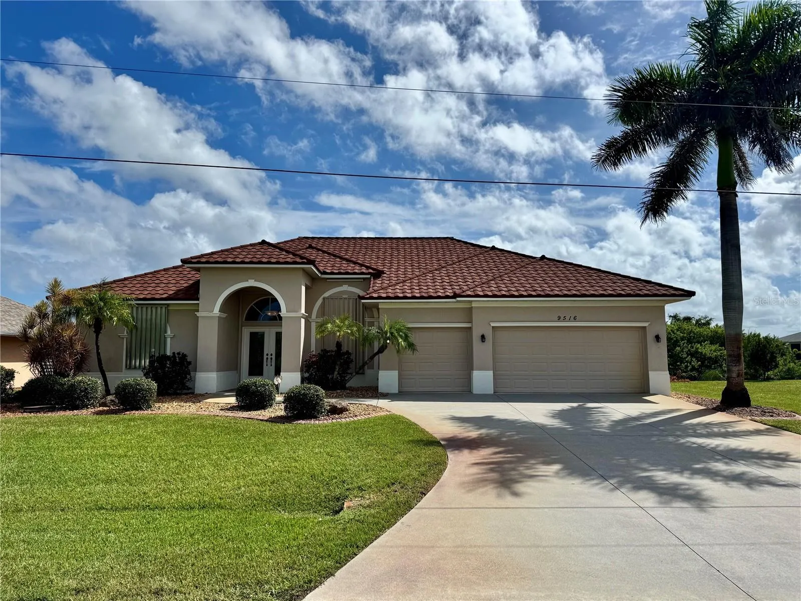 9516 MIAMI CIR