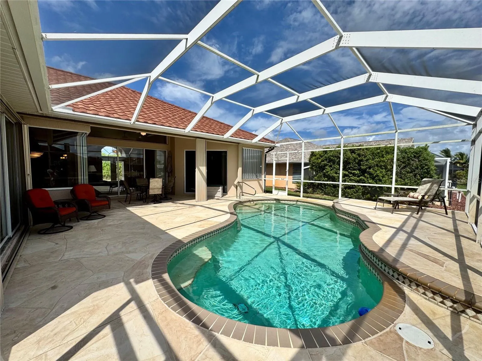 9516 MIAMI CIR