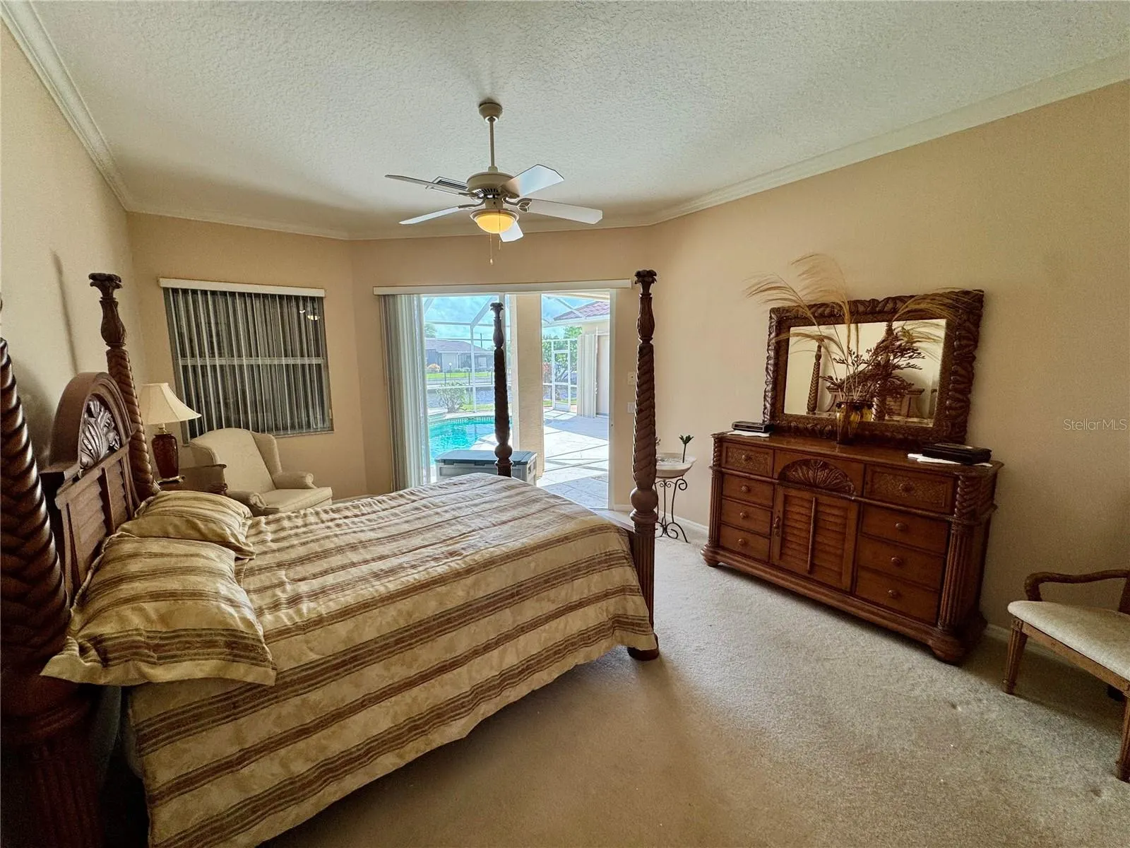 9516 MIAMI CIR