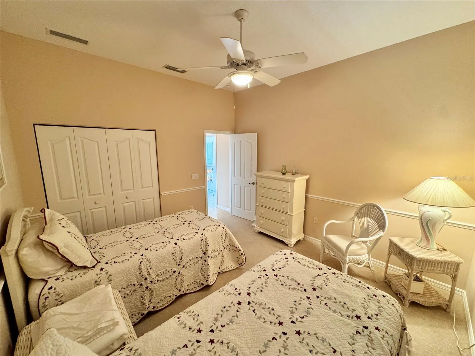9516 MIAMI CIR