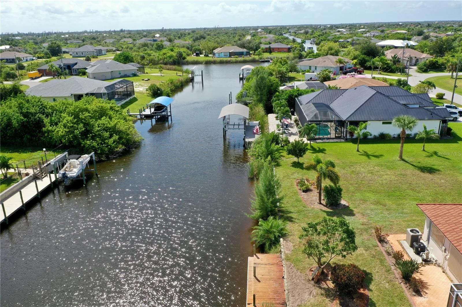 9516 MIAMI CIR