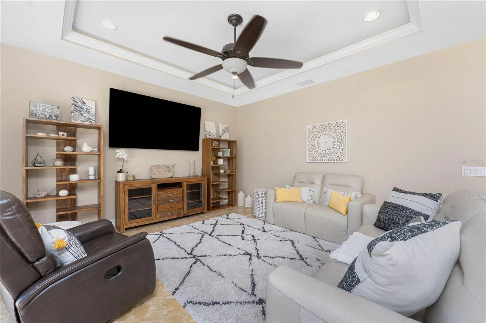 15704 MELPORT CIR
