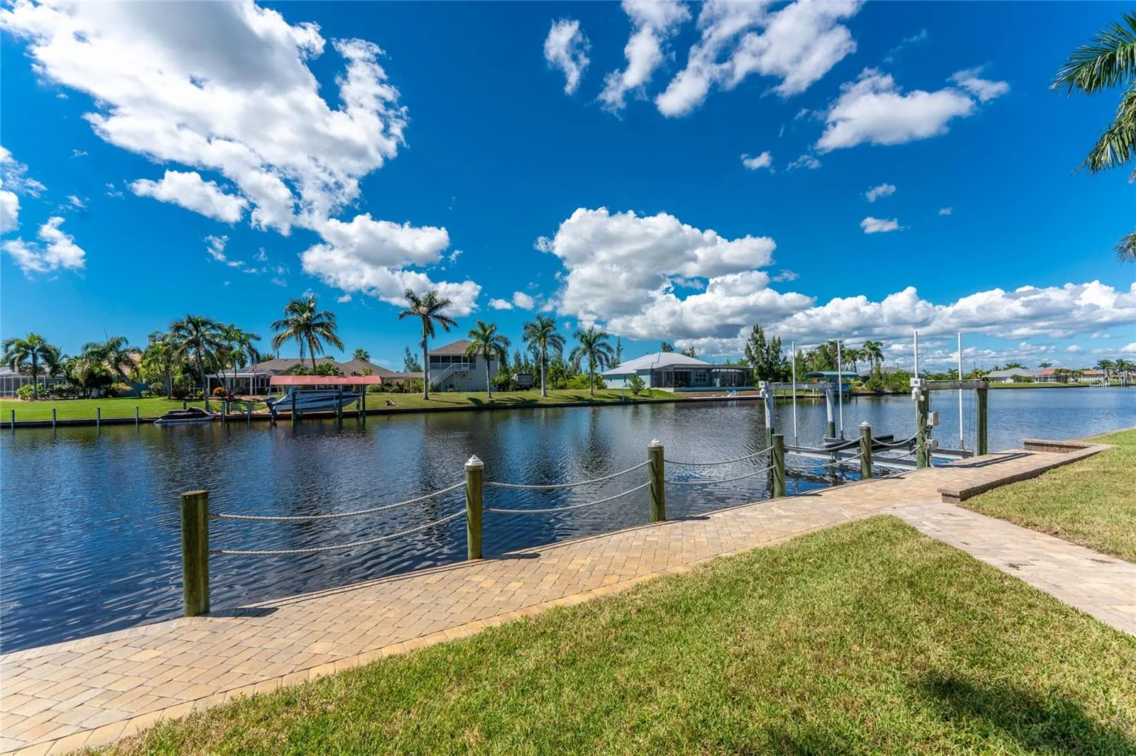15704 MELPORT CIR