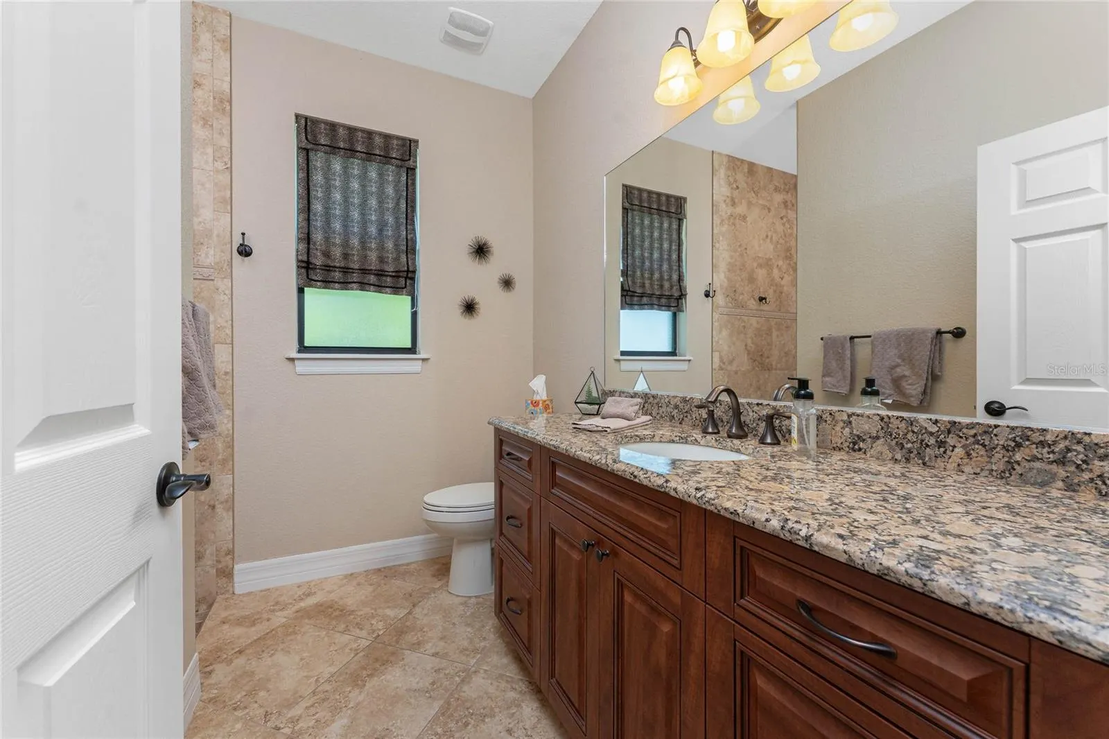 15704 MELPORT CIR