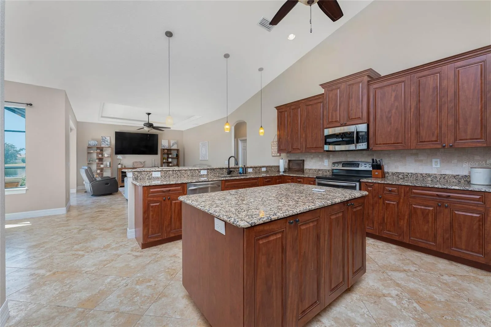 15704 MELPORT CIR