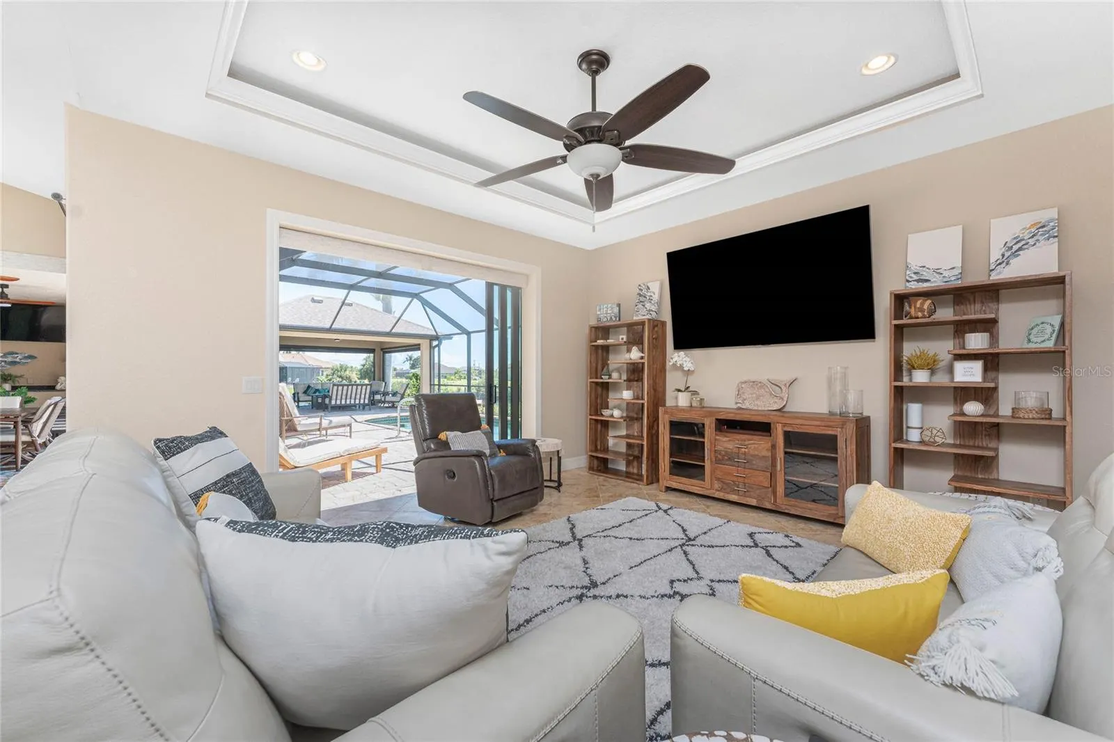 15704 MELPORT CIR