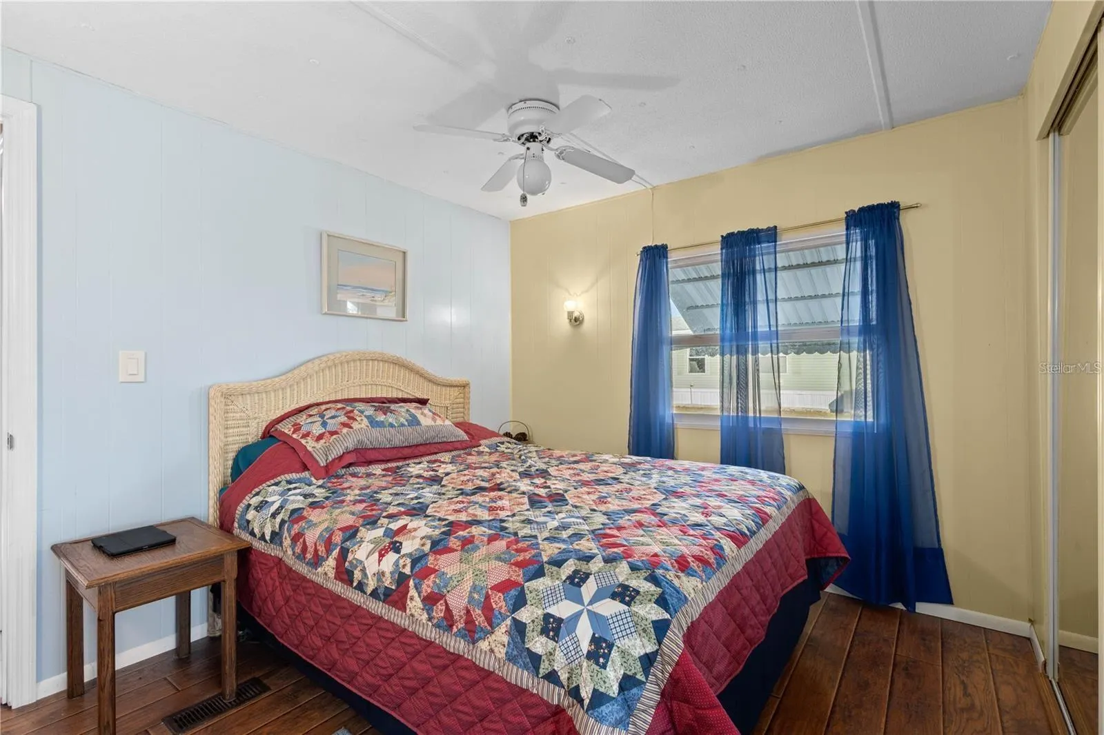 1332 SANDERLING DR
