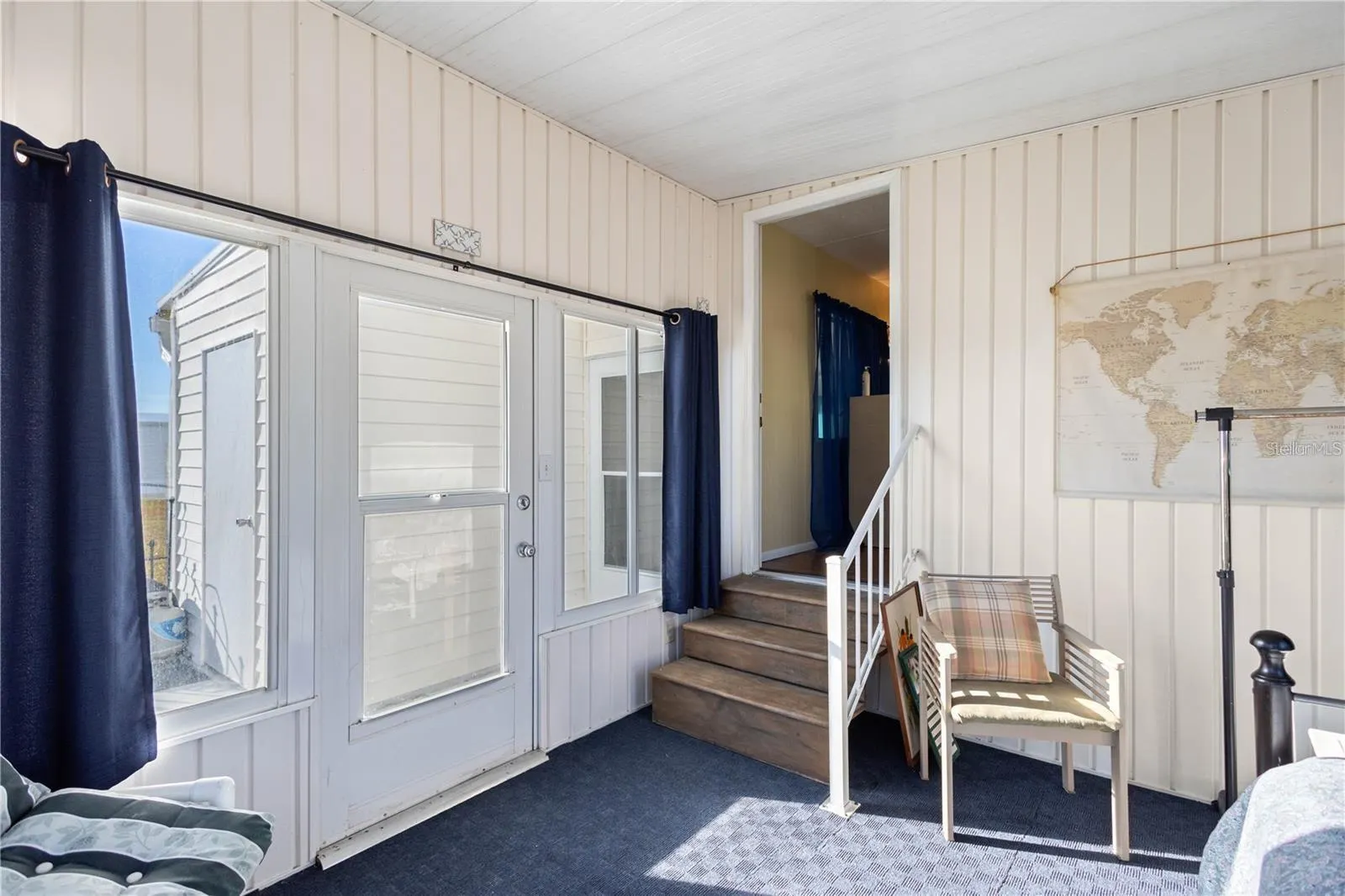 1332 SANDERLING DR