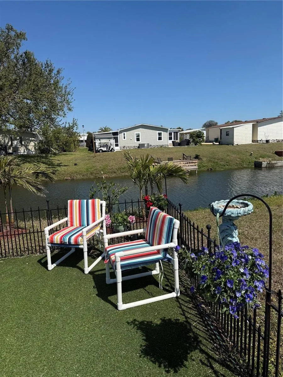 1332 SANDERLING DR