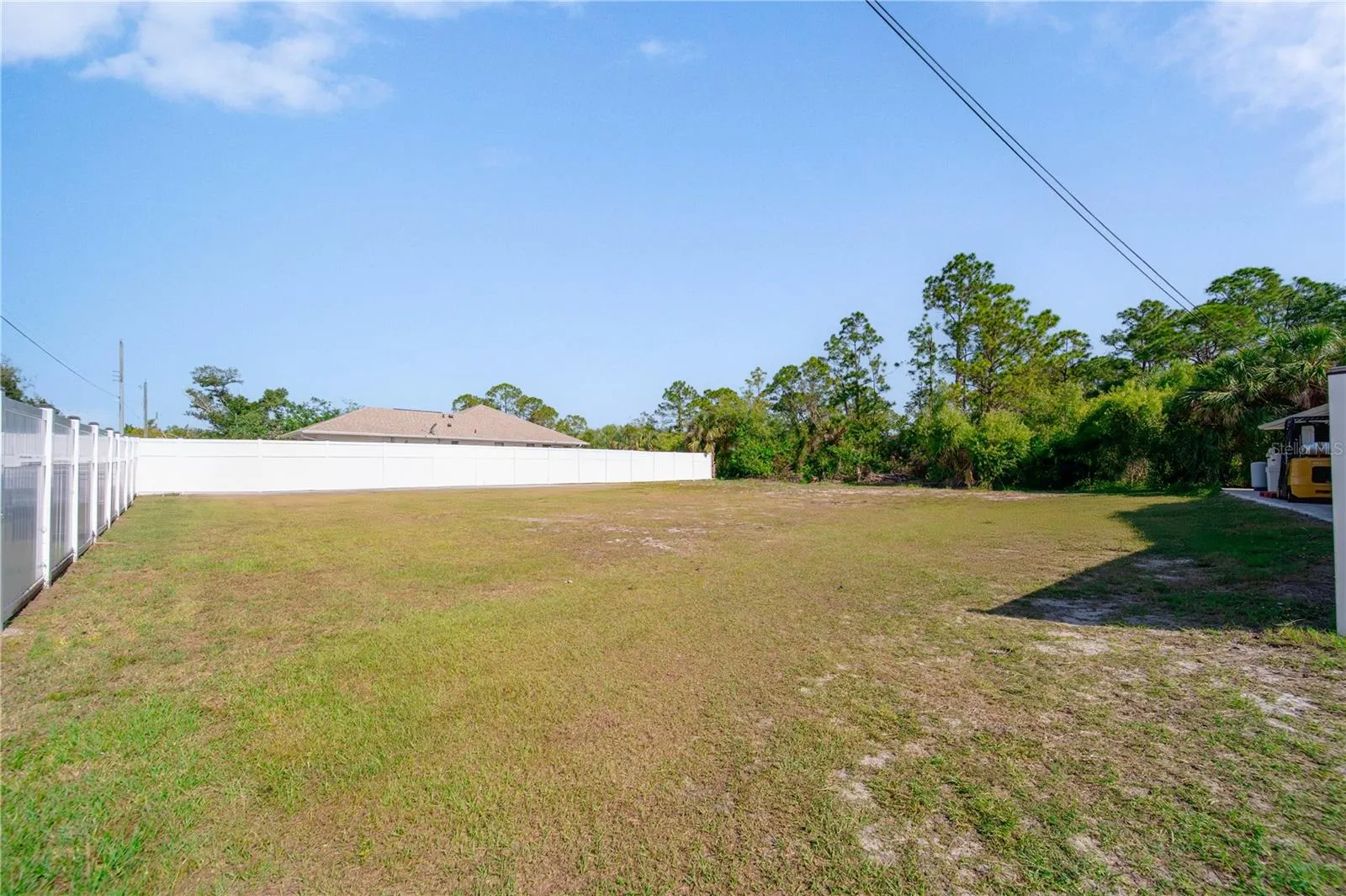 12214 HERNANDO RD