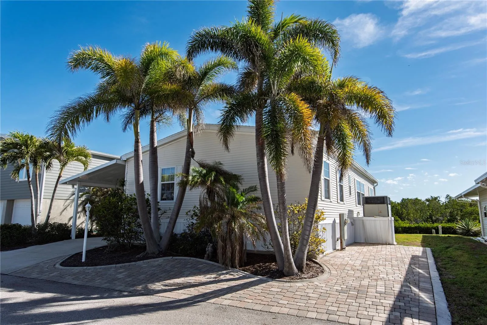 16 ALLIGATOR AVE