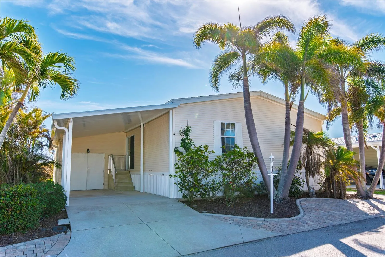 16 ALLIGATOR AVE