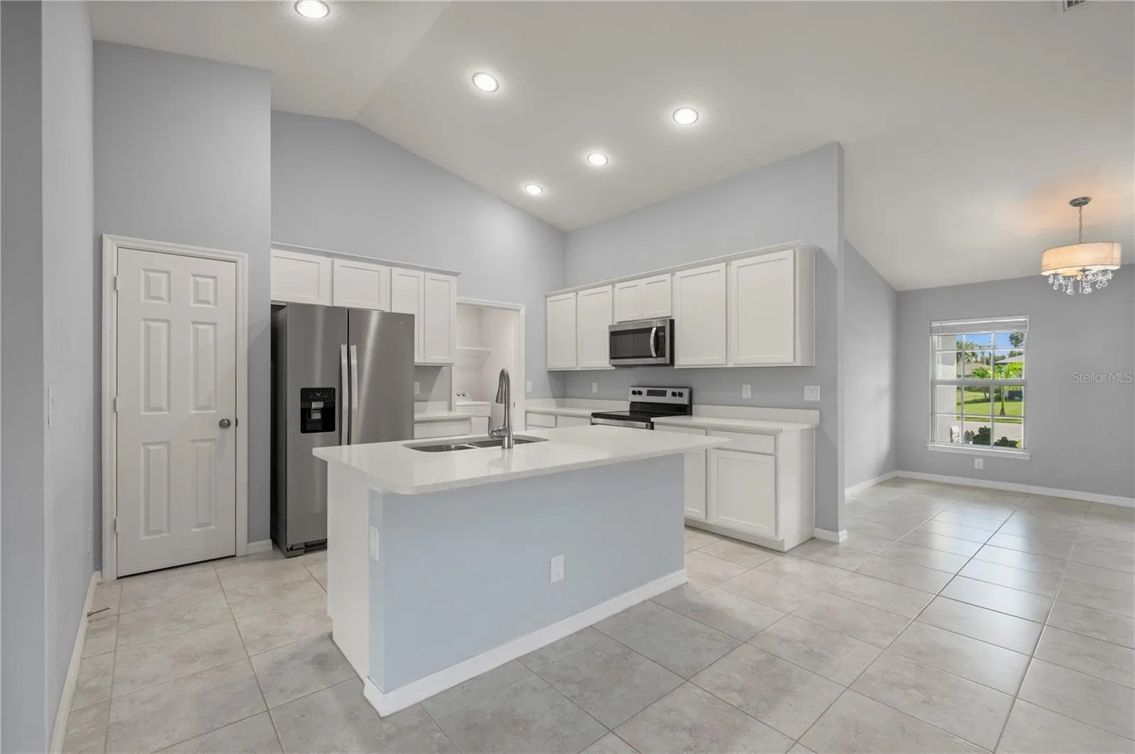 25259 ALCAZAR DR