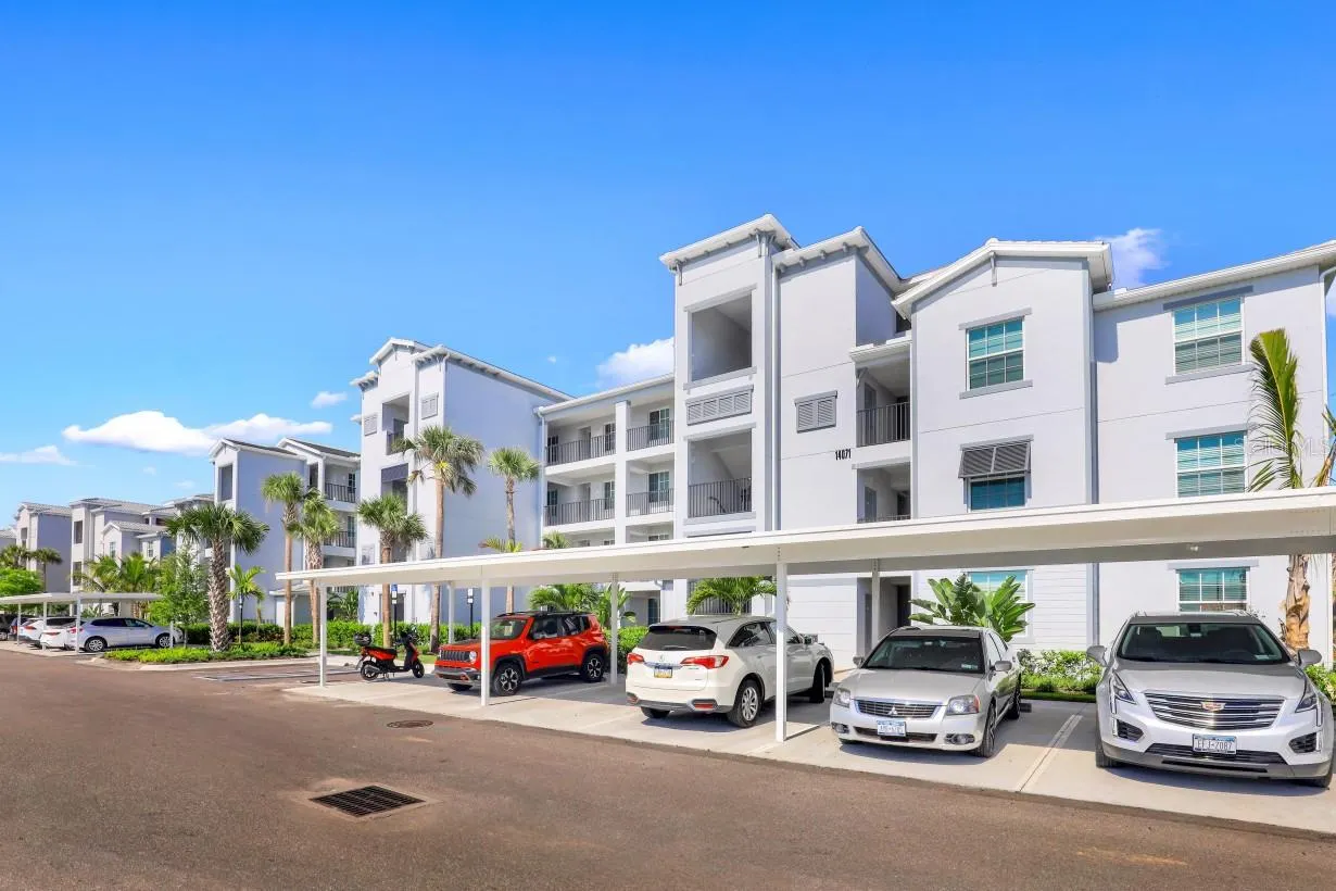 14071 HERITAGE LANDING BLVD #325, #325