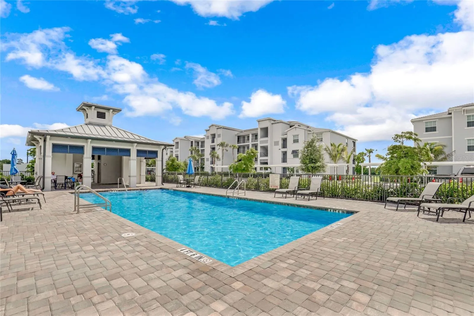 14071 HERITAGE LANDING BLVD #325, #325