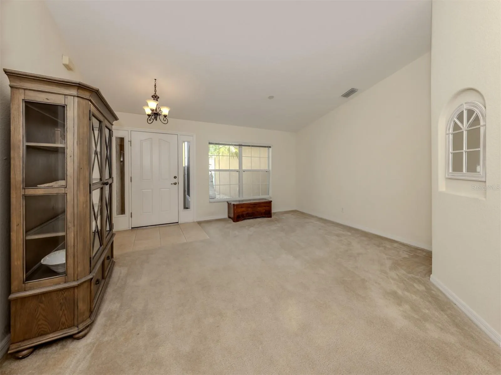 7635 PARAGON RD