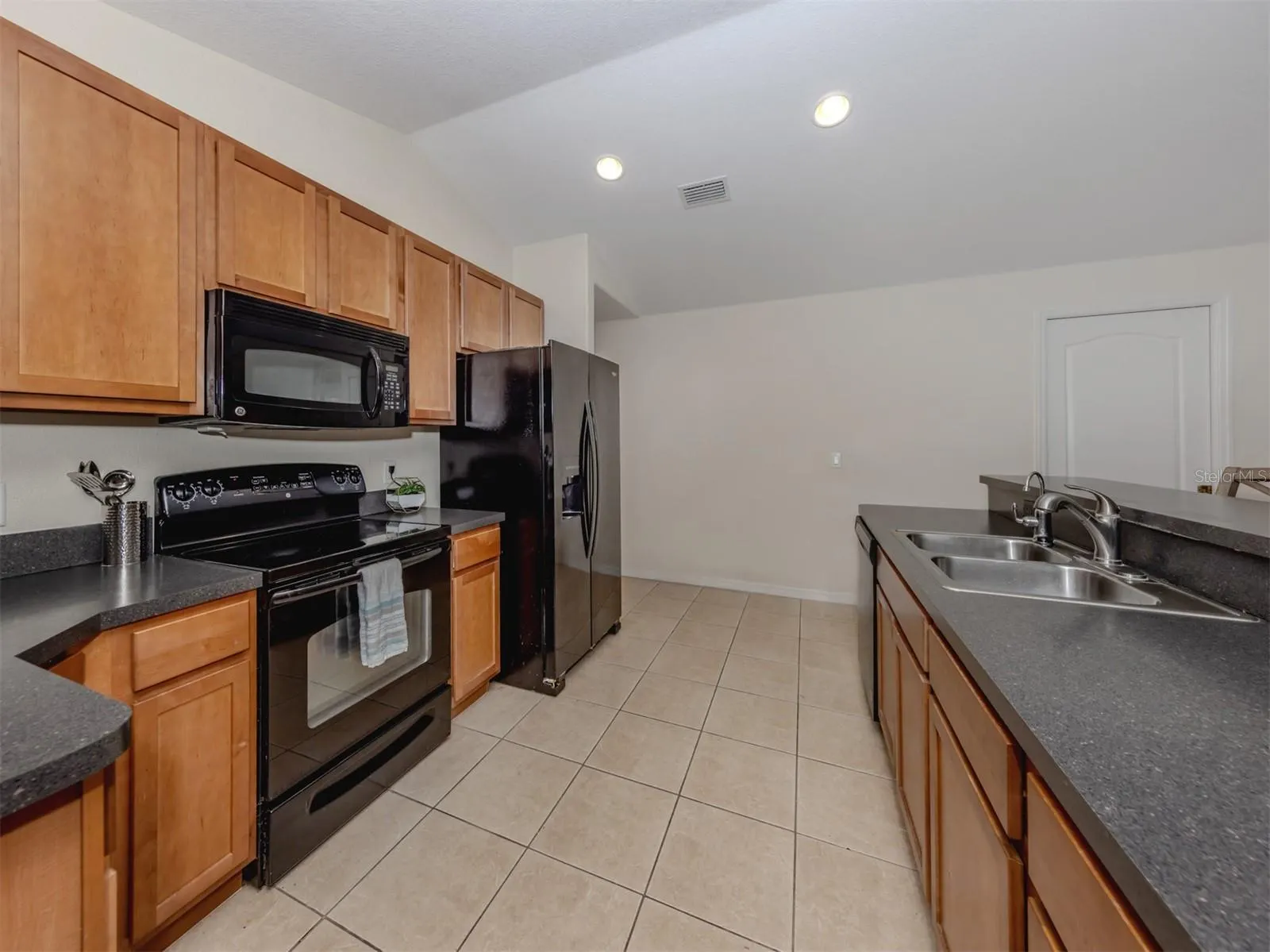 7635 PARAGON RD