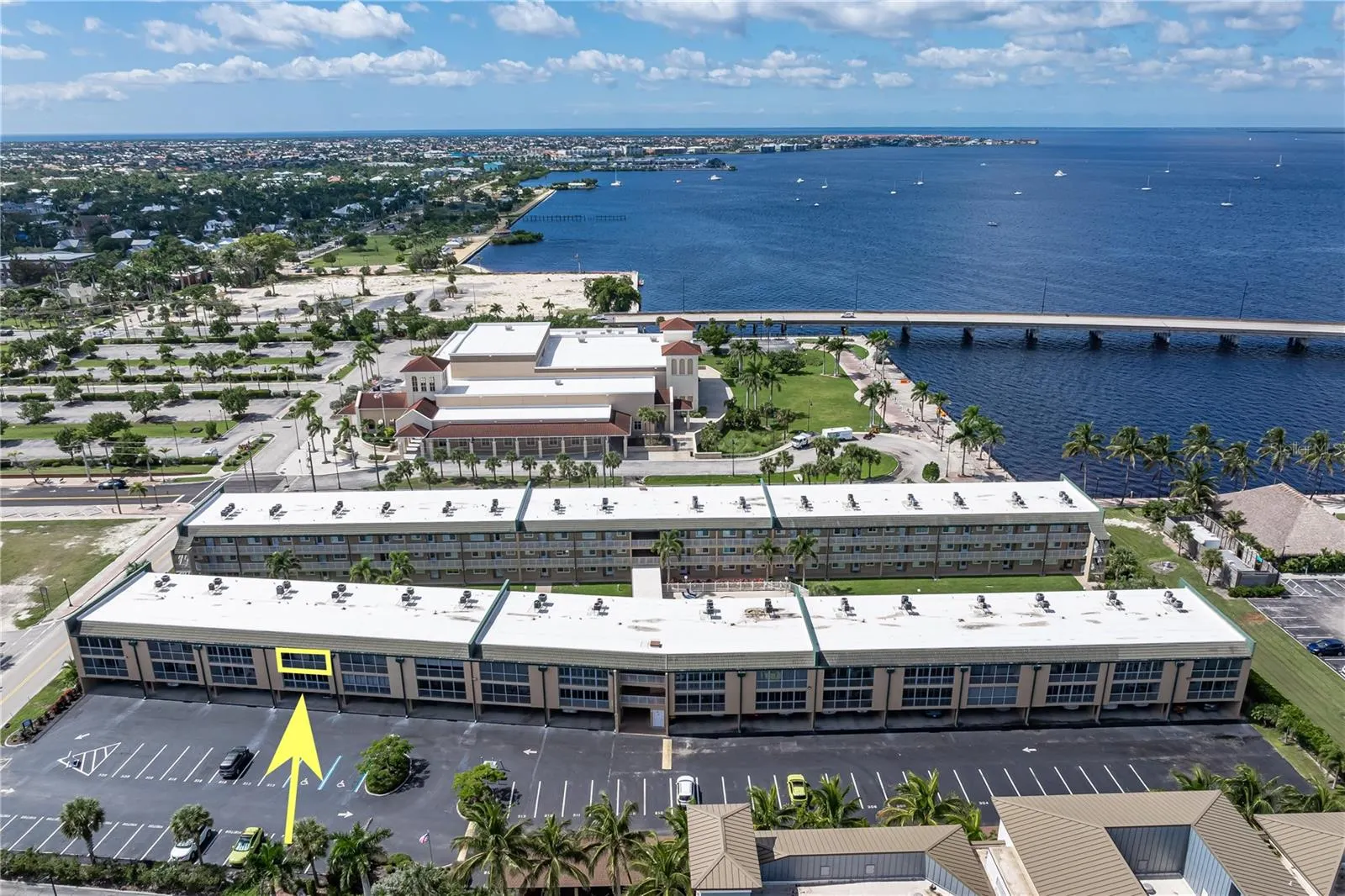 150 HARBORSIDE AVE #313, #313