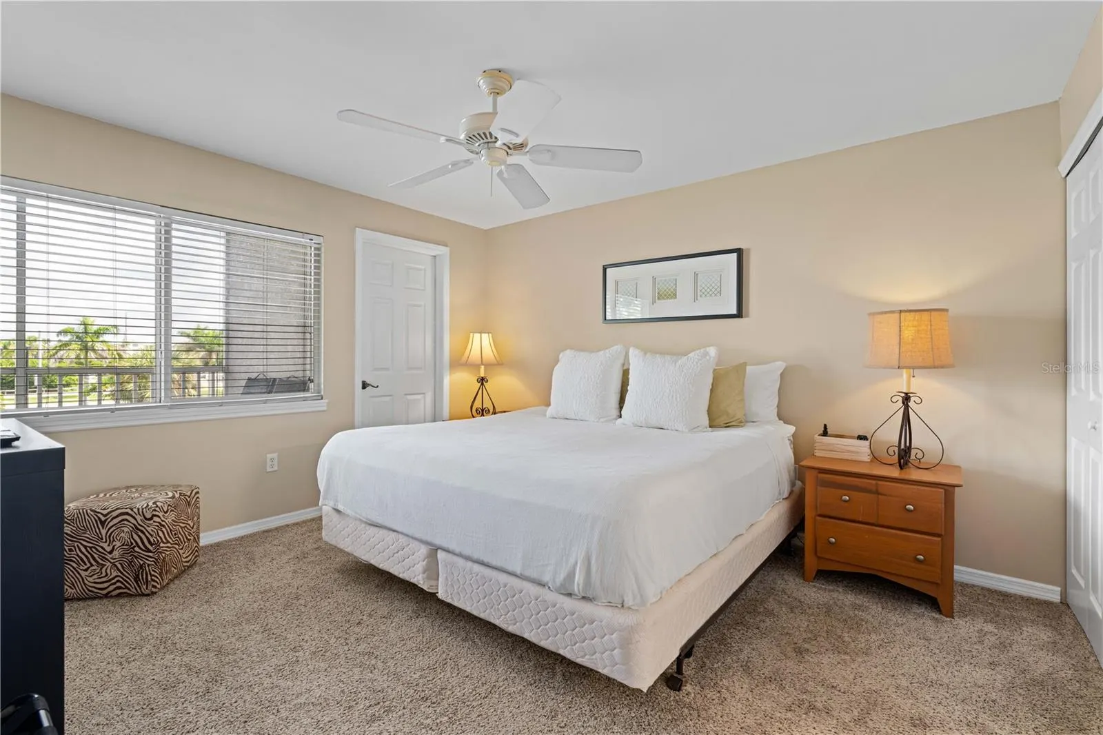 150 HARBORSIDE AVE #313, #313