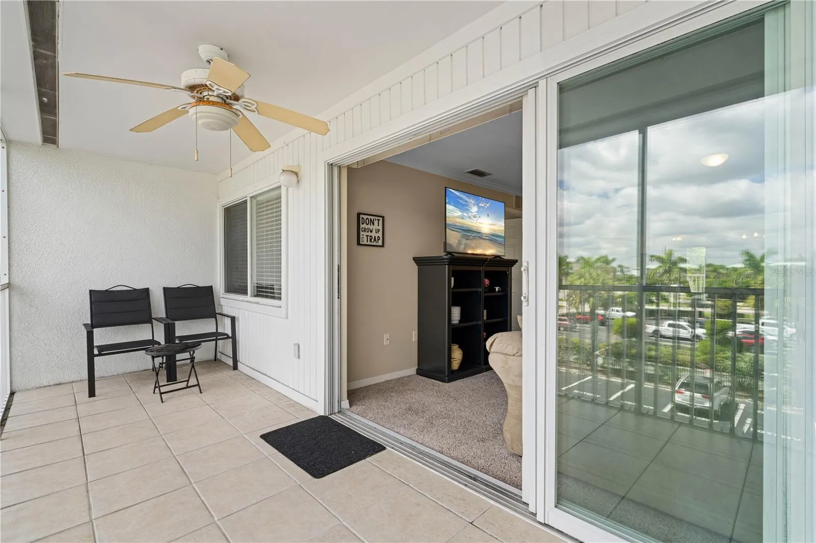 150 HARBORSIDE AVE #313, #313