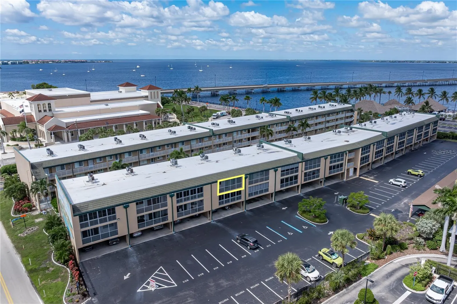 150 HARBORSIDE AVE #313, #313