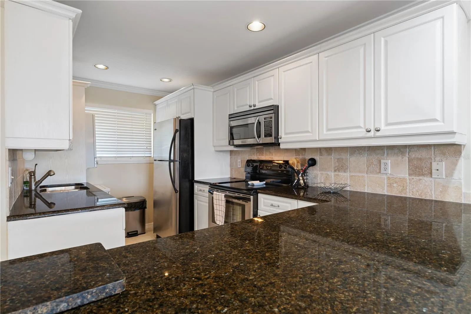 150 HARBORSIDE AVE #313, #313