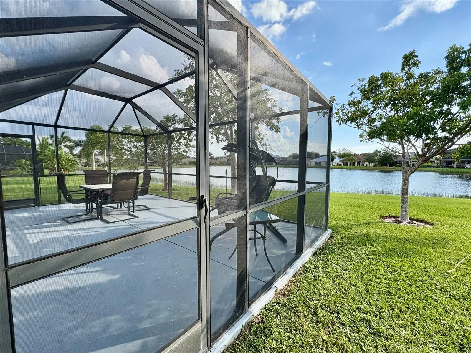 27071 BROOK FOREST RD