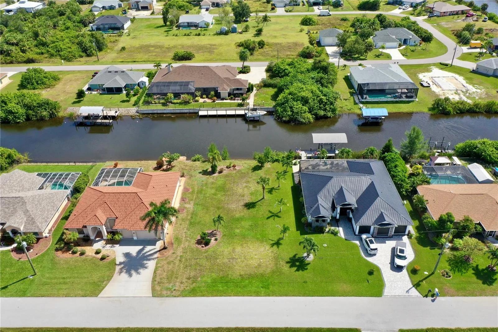 9524 MIAMI CIR