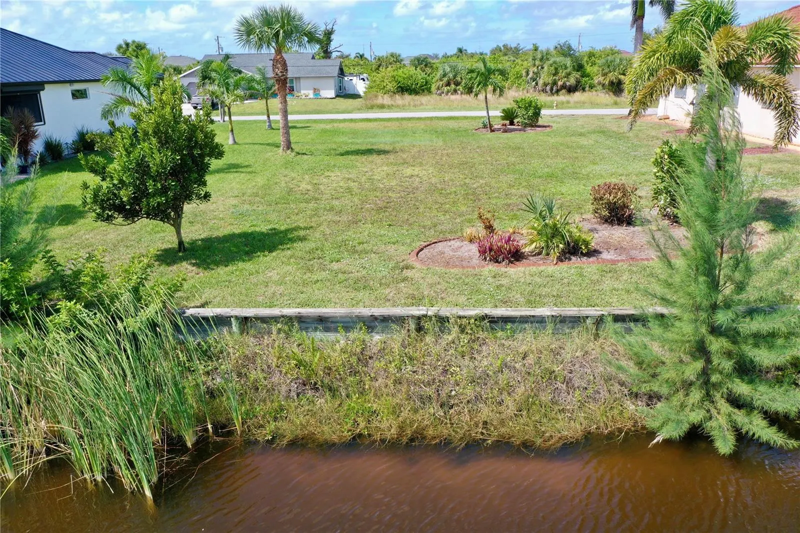 9524 MIAMI CIR