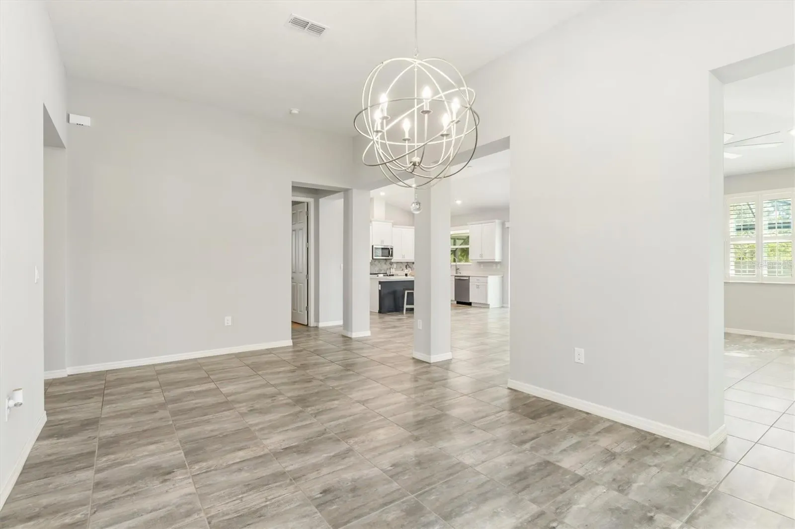 10225 ACORN TRL