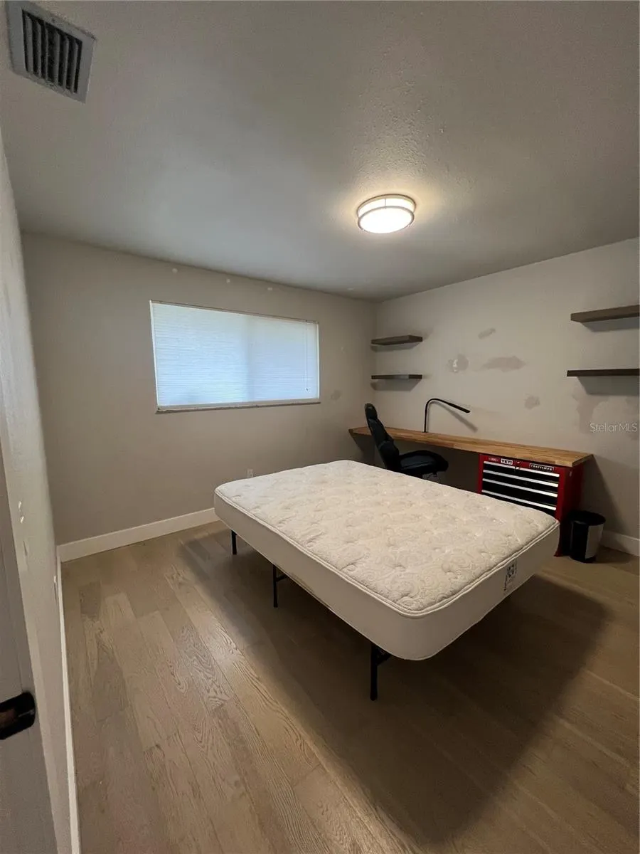 2821 CORAL WAY