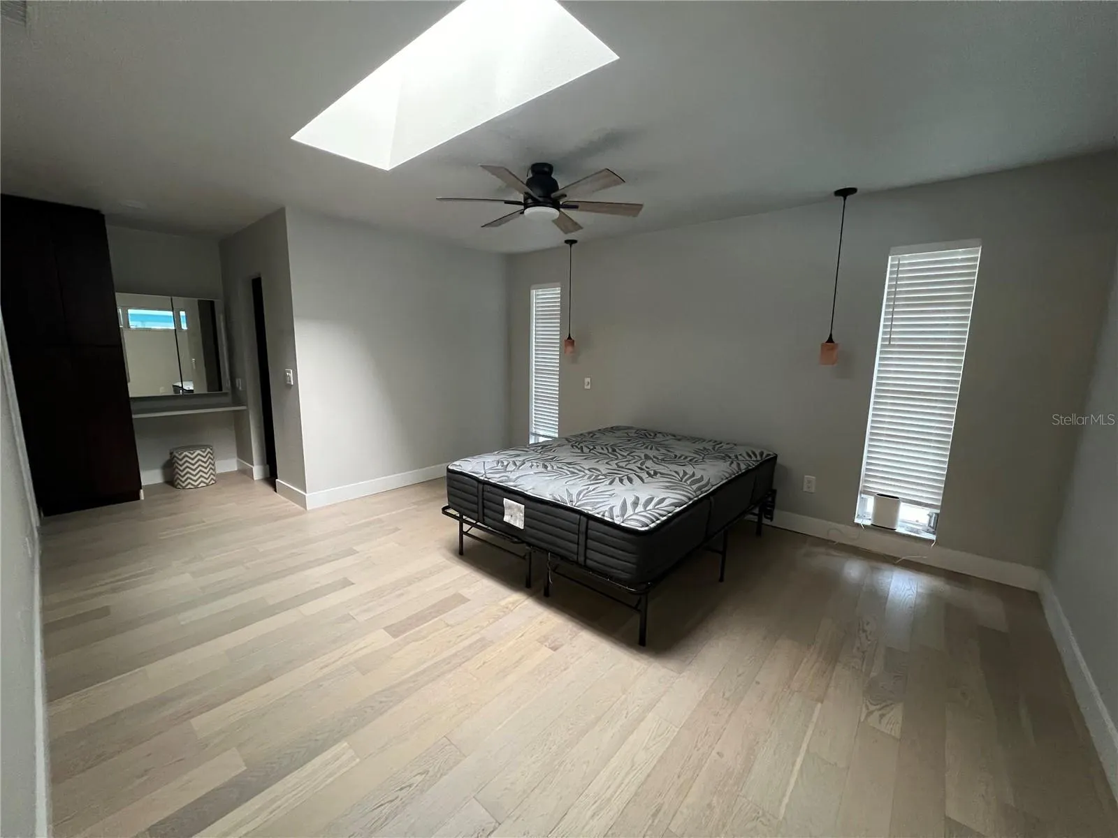 2821 CORAL WAY