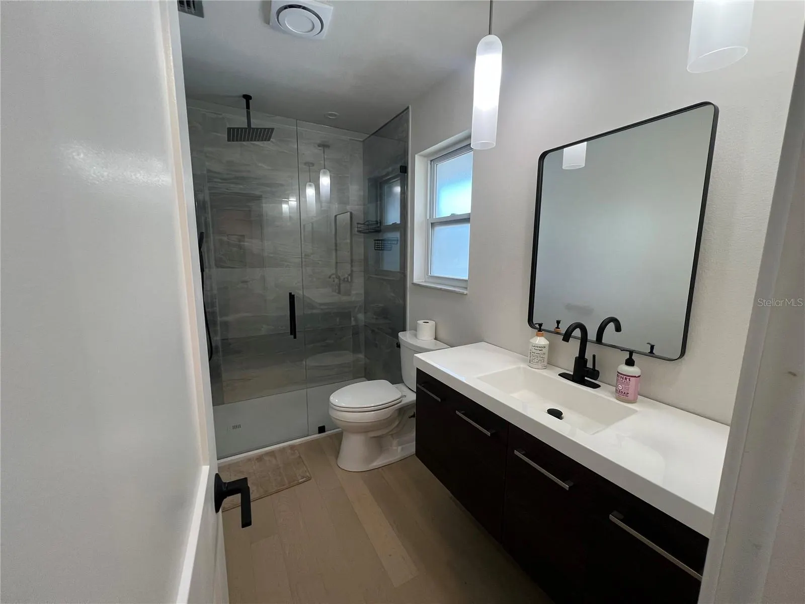 2821 CORAL WAY