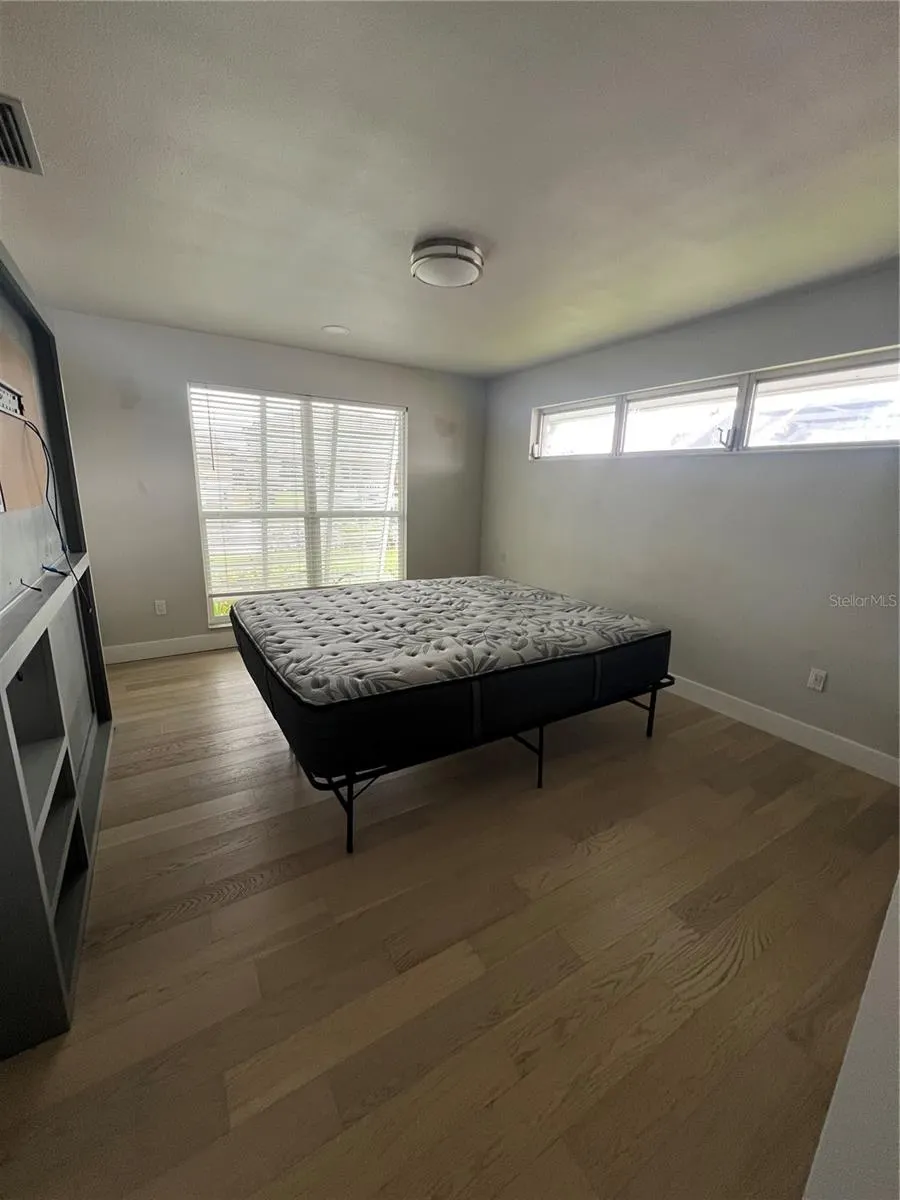 2821 CORAL WAY