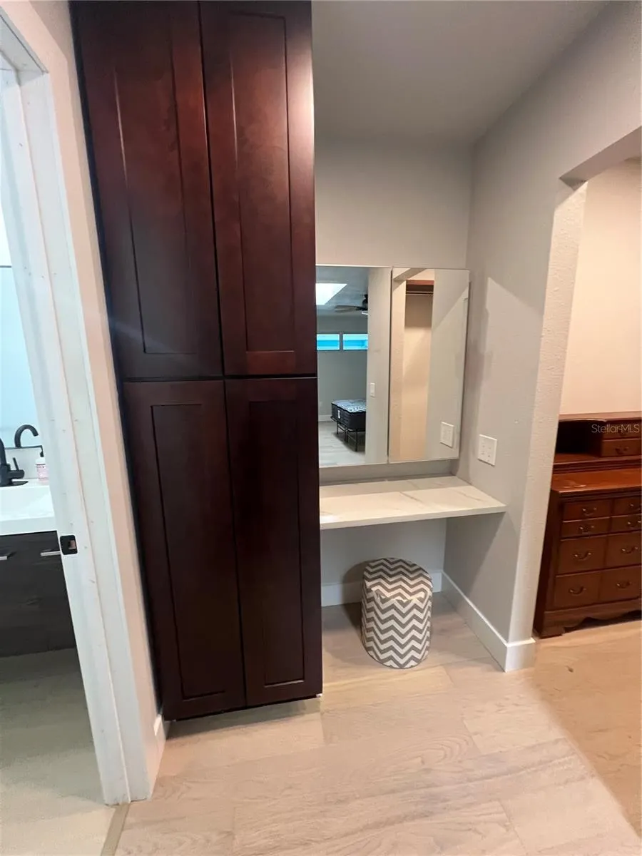 2821 CORAL WAY