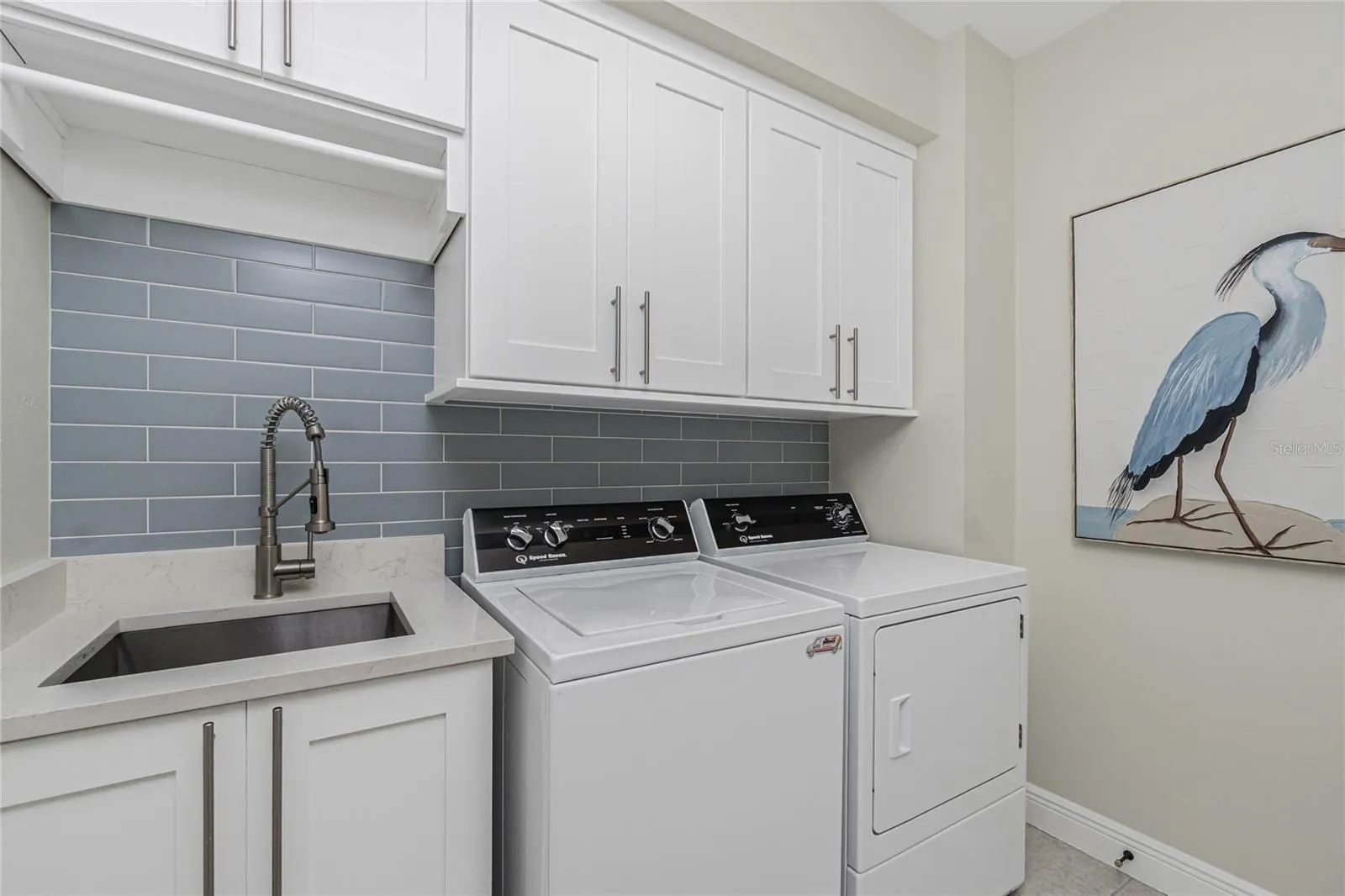 3313 SUNSET KEY CIR #701, #701