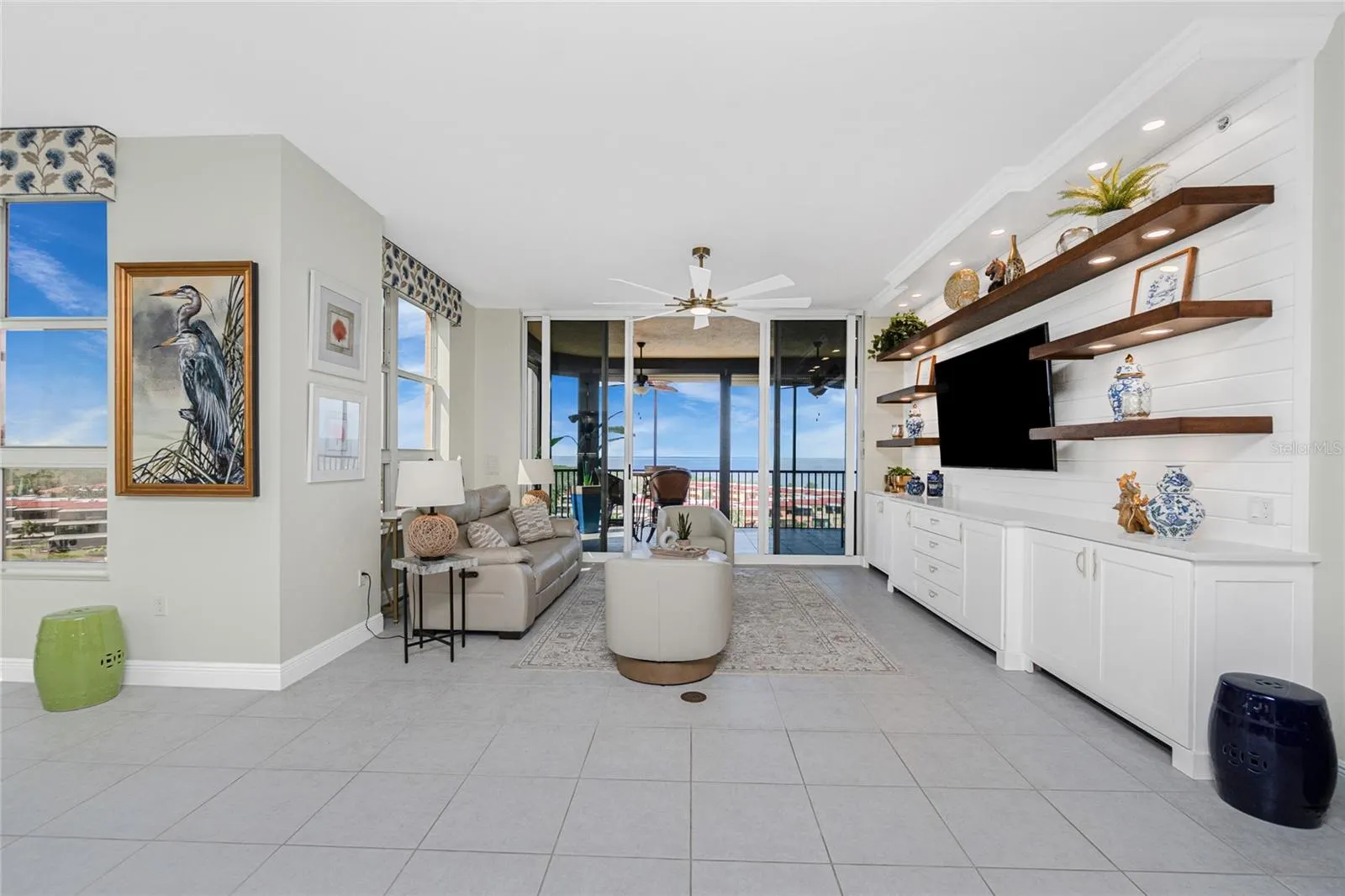 3313 SUNSET KEY CIR #701, #701
