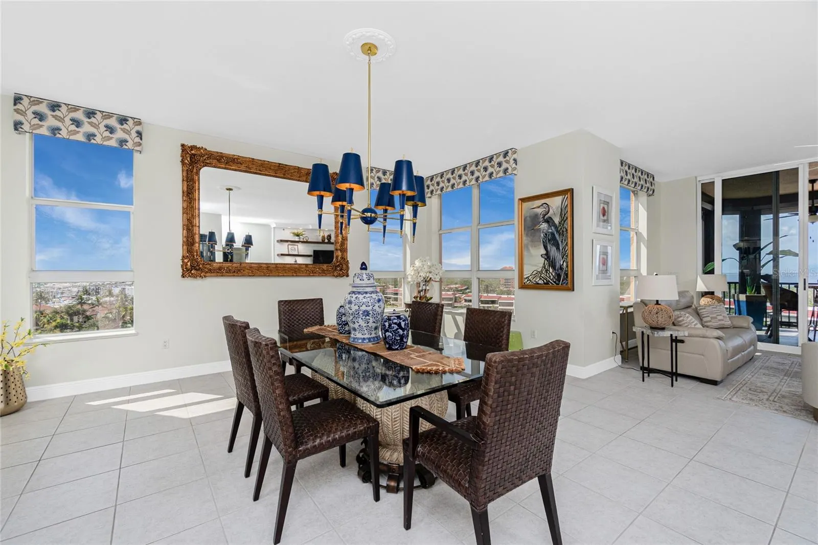 3313 SUNSET KEY CIR #701, #701