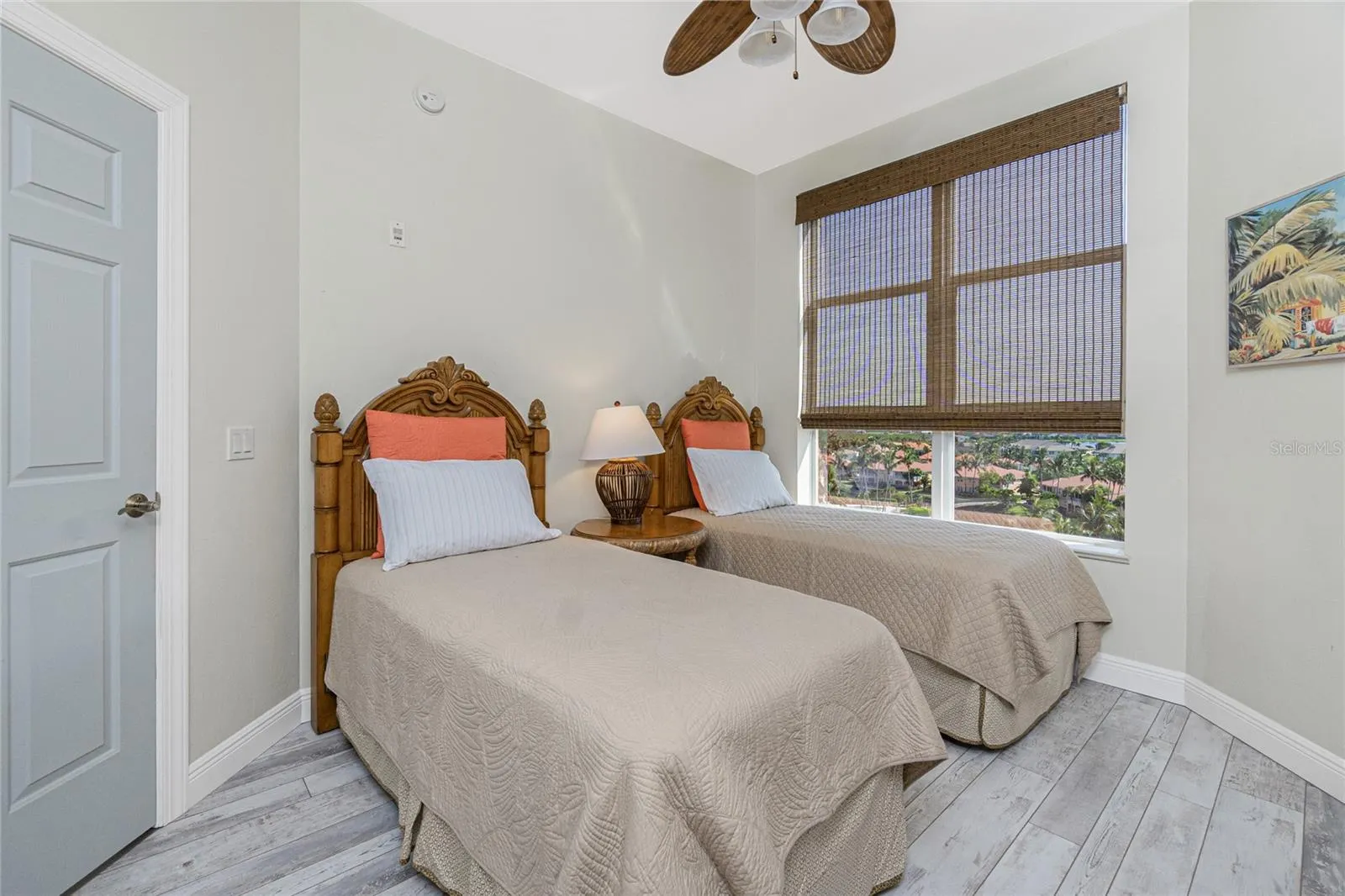 3313 SUNSET KEY CIR #701, #701