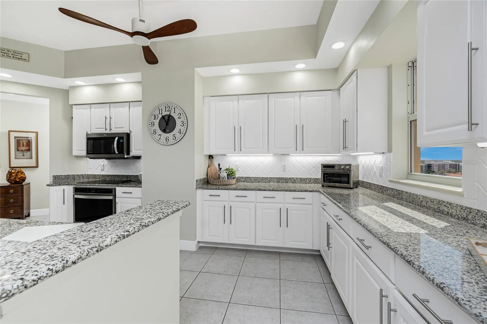 3313 SUNSET KEY CIR #701, #701