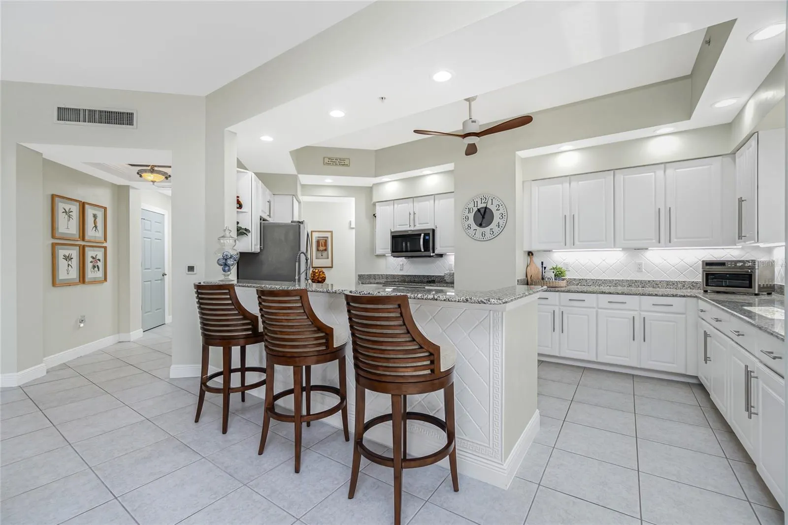 3313 SUNSET KEY CIR #701, #701