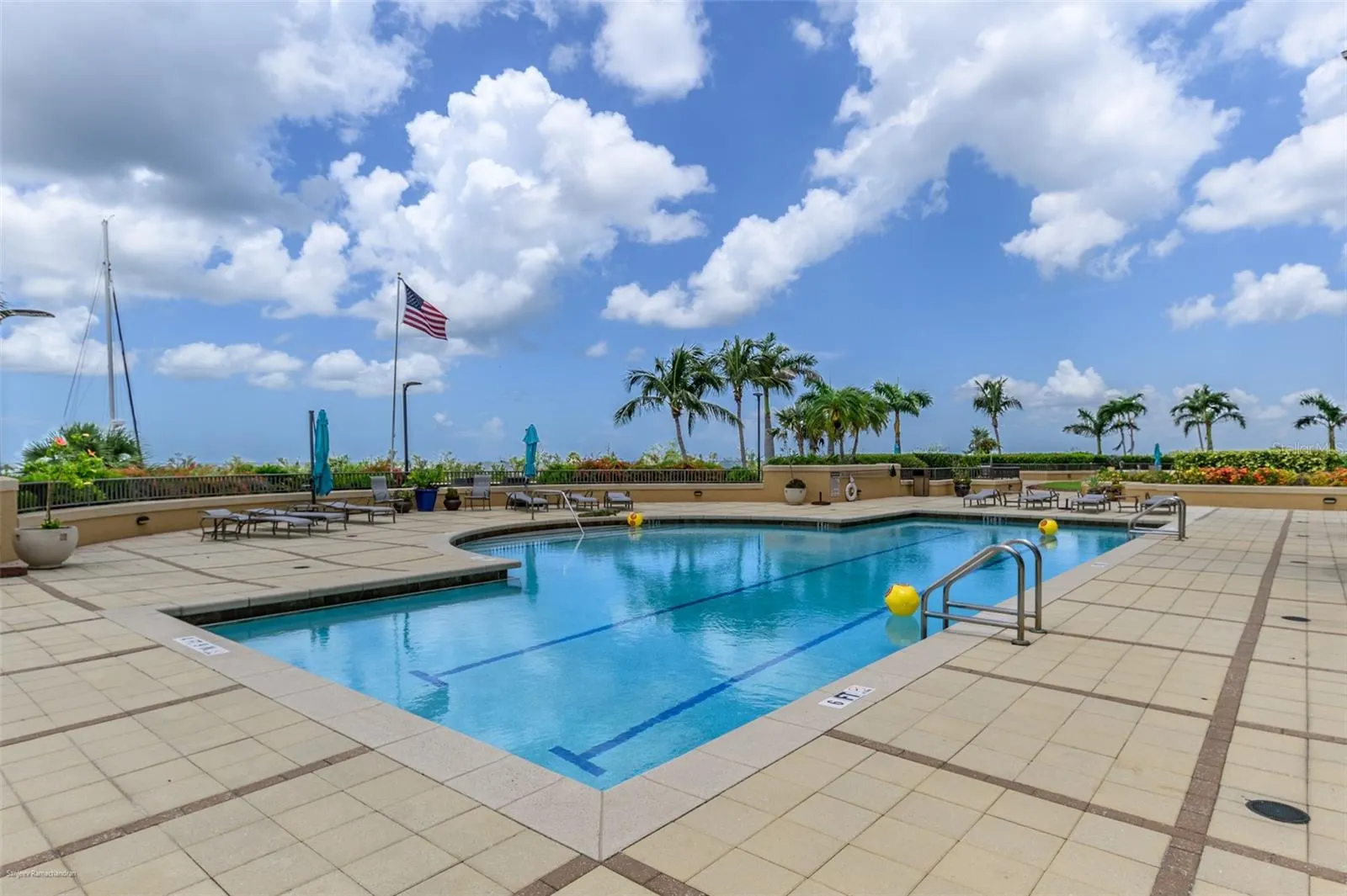 3313 SUNSET KEY CIR #701, #701