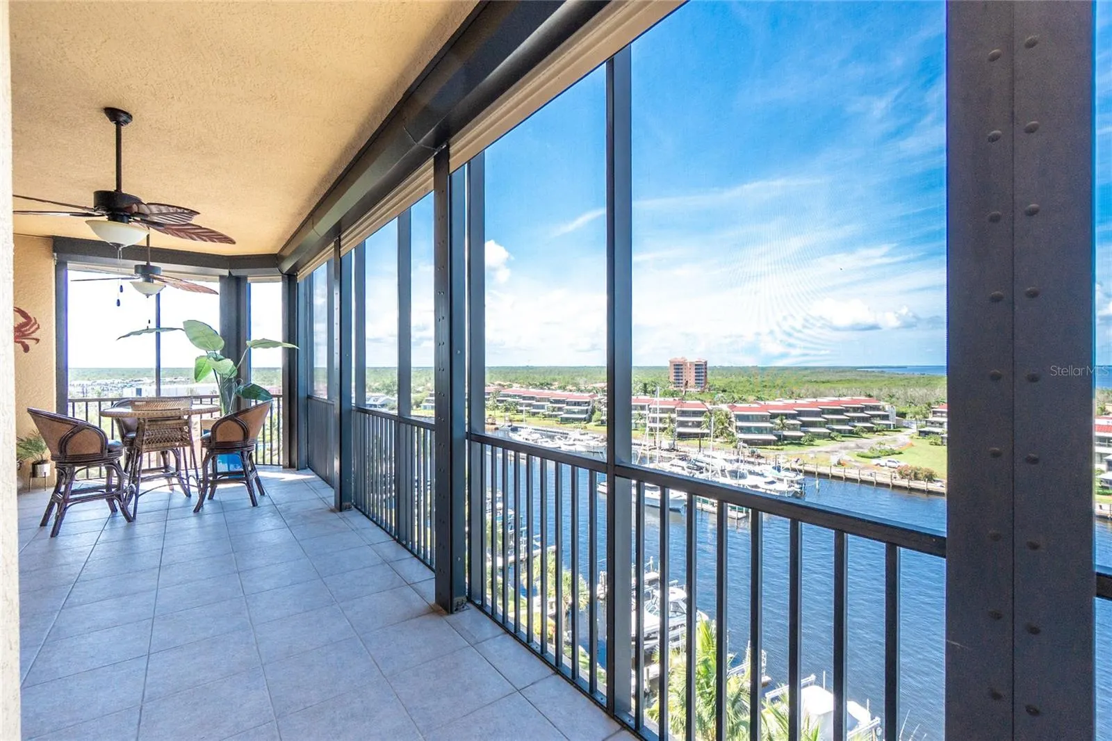 3313 SUNSET KEY CIR #701, #701