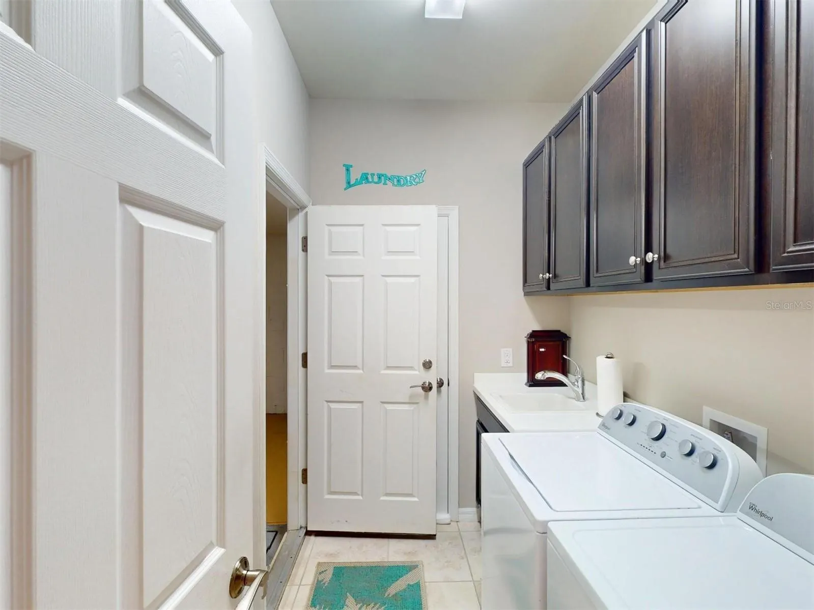 2444 DAISY DR