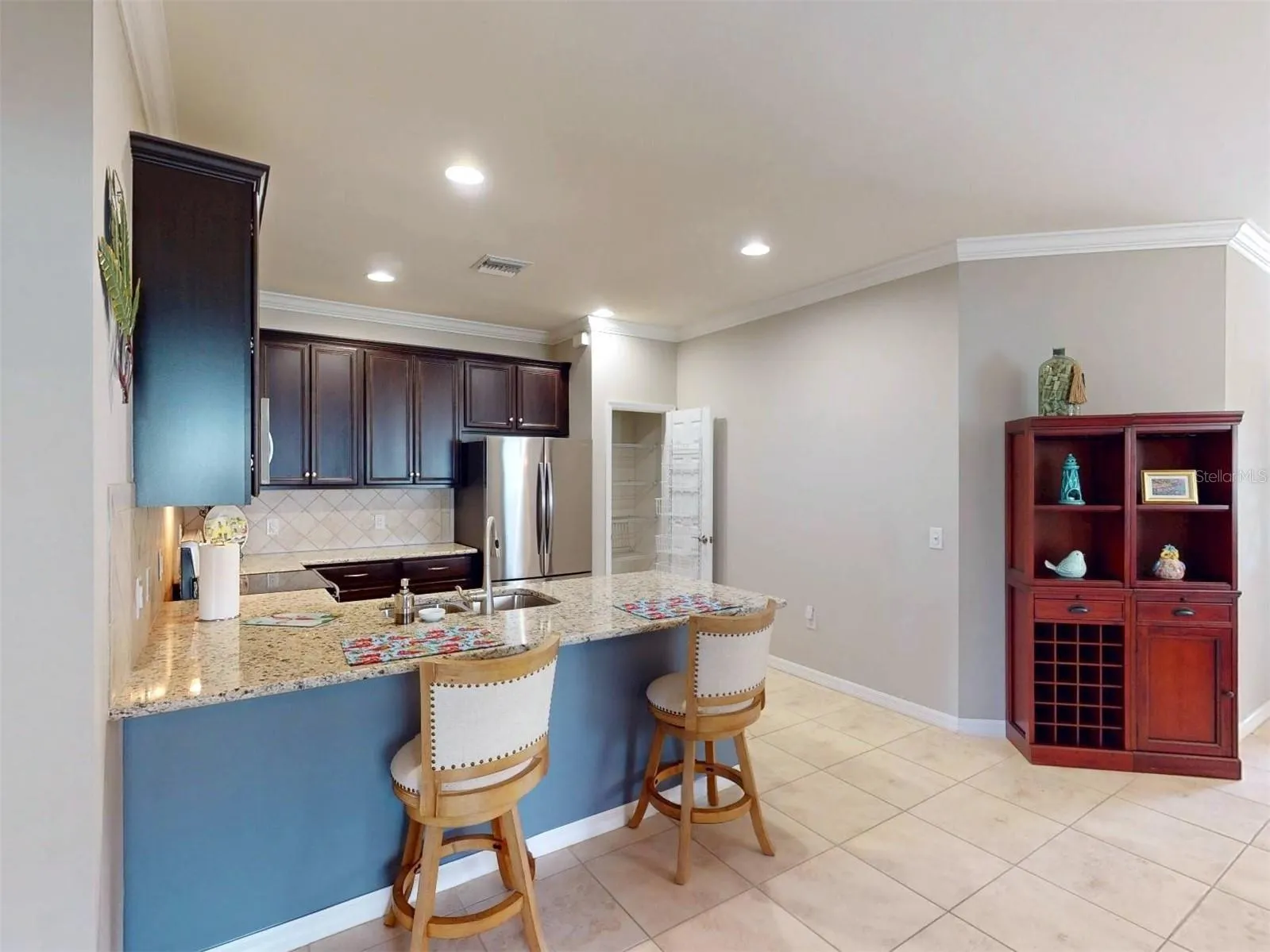 2444 DAISY DR