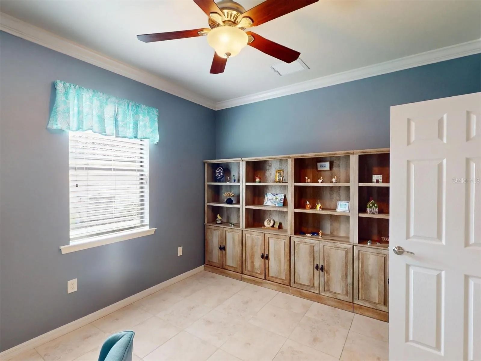2444 DAISY DR