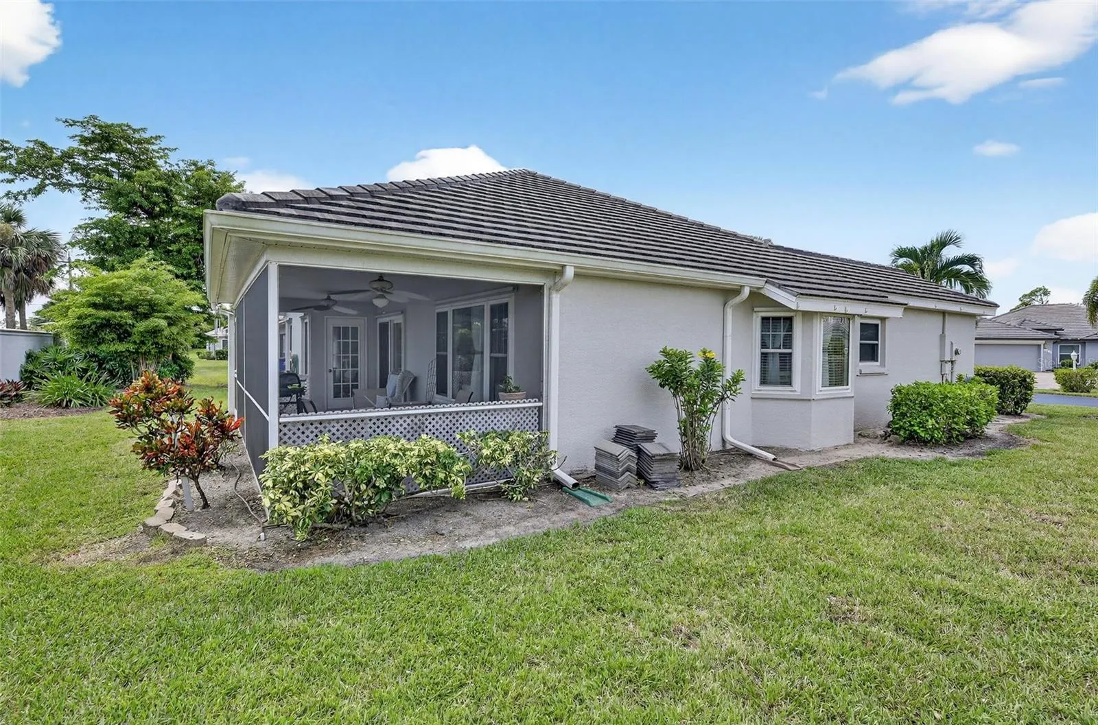 2070 KING TARPON DR