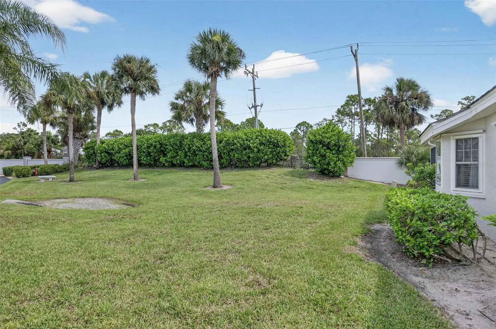 2070 KING TARPON DR