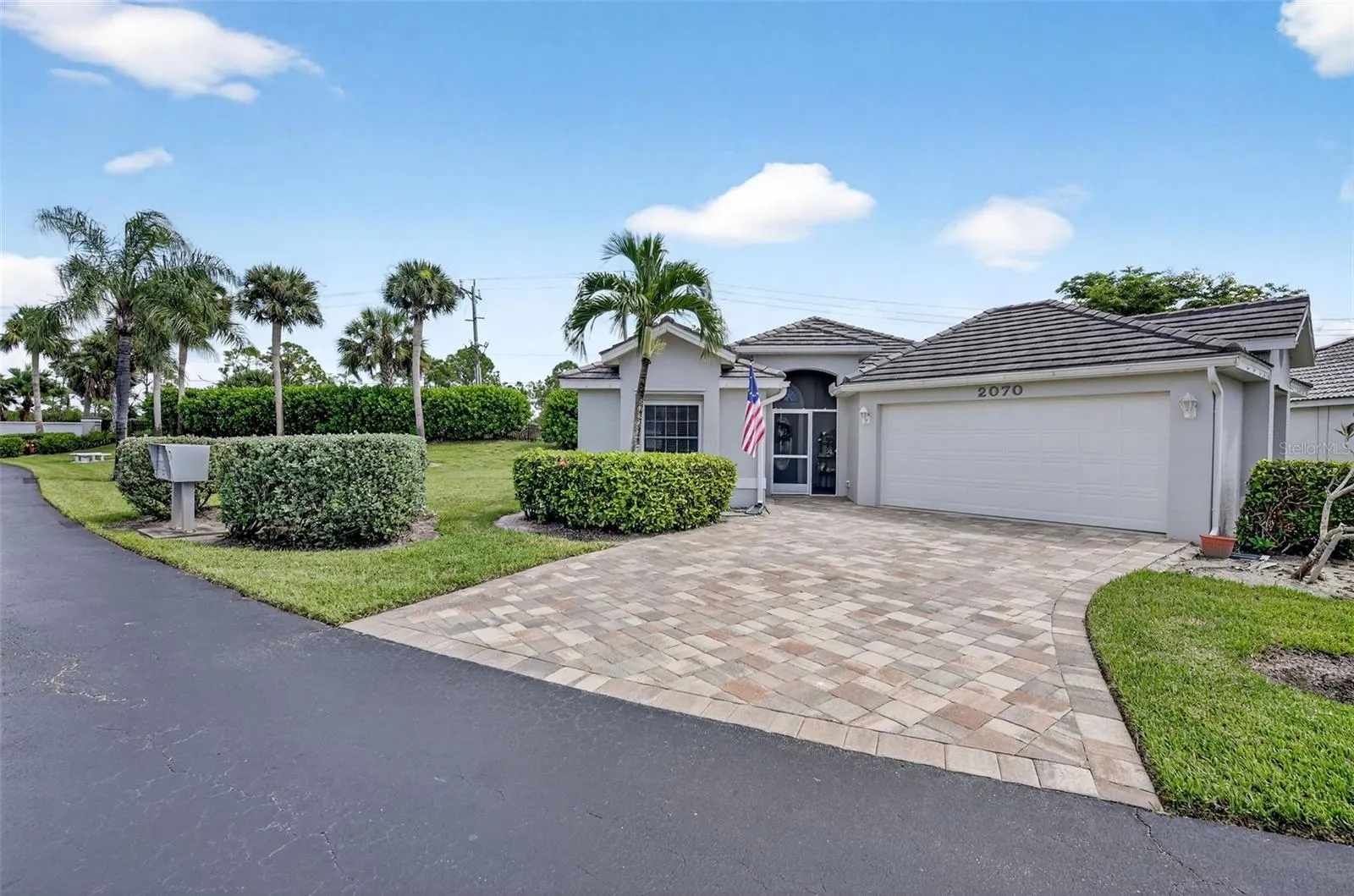 2070 KING TARPON DR